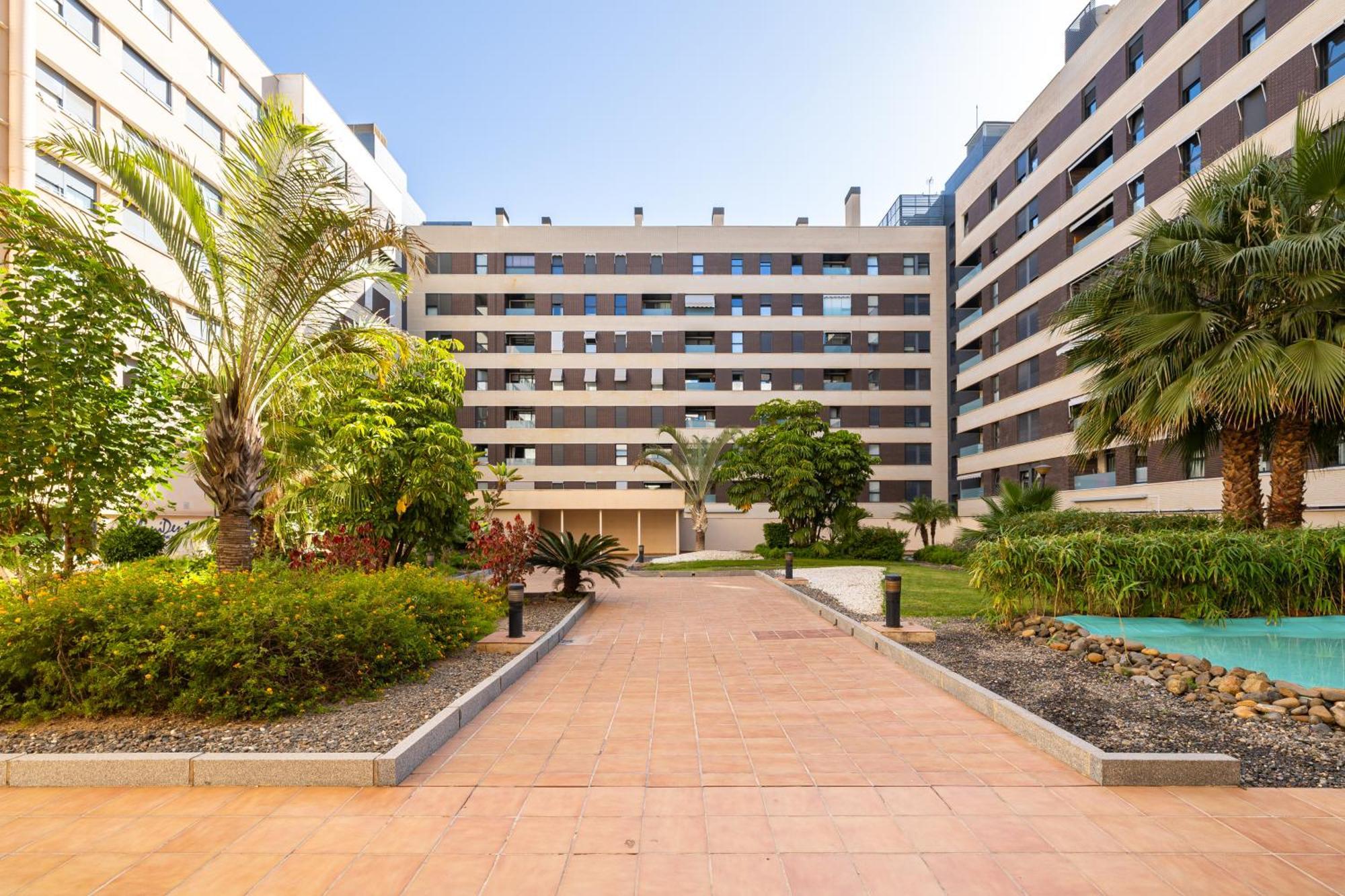 Holidays2Malaga Train Station Area Екстер'єр фото